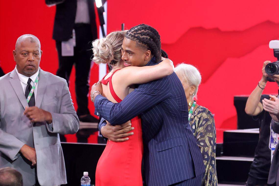 Collin Murray-Boyles embraces girlfriend Chloe Kitts after being selected as the ninth pick by the Toronto Raptors in the first round of the 2025 NBA Draft at Barclays Center.
