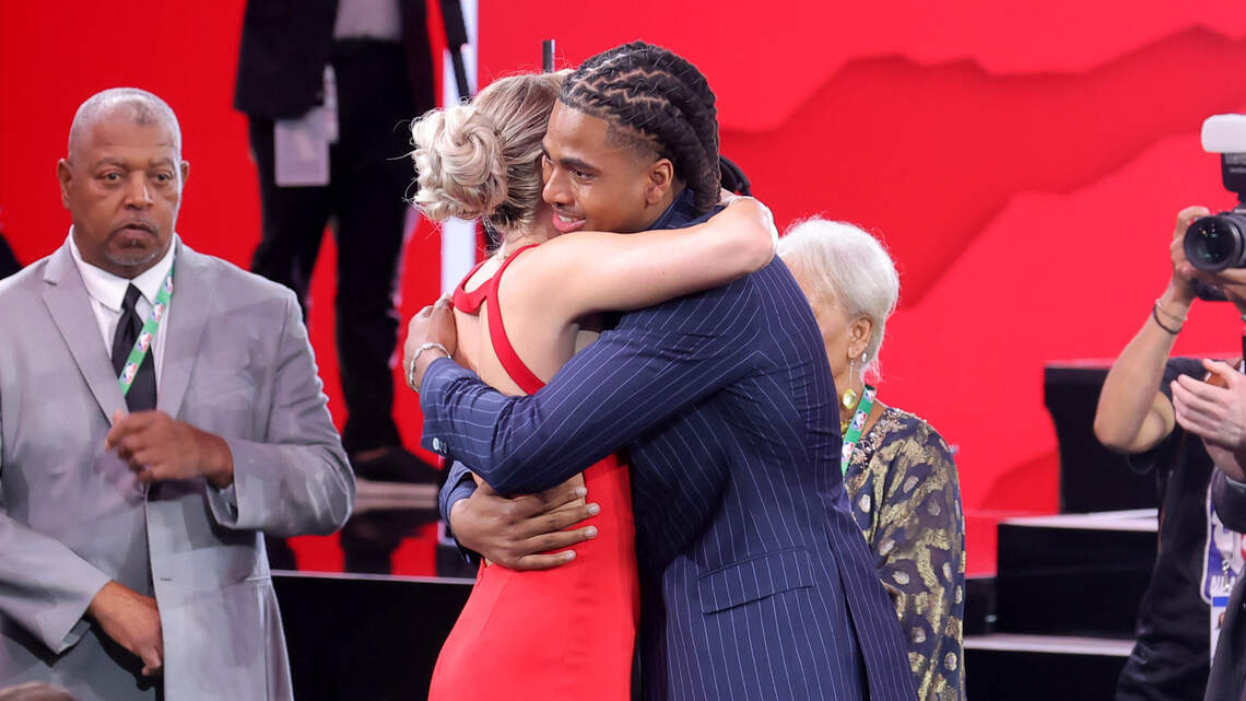 Chloe Kitts among Collin Murray-Boyles’ supporters in New York for NBA Draft
