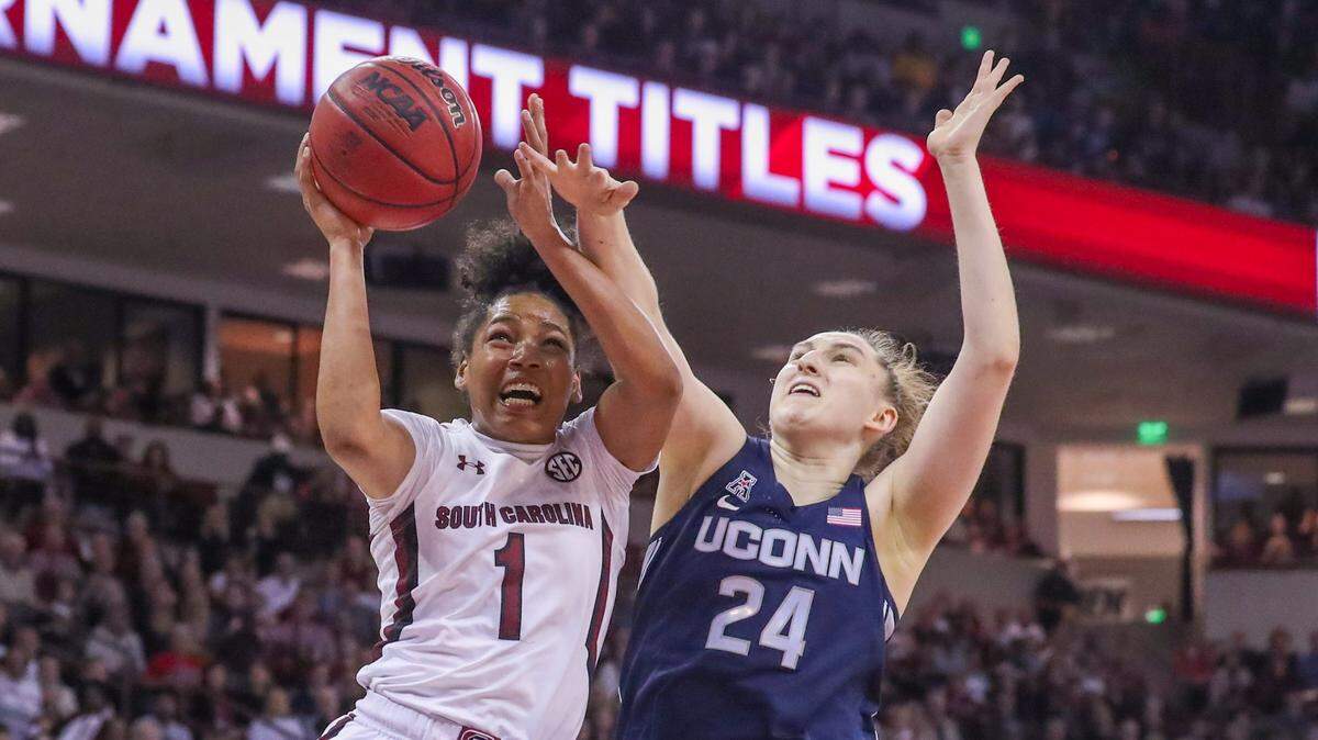 South Carolina’s Zia Cooke (1) shoots as Connecticut’s Anna Makurat (24) pressures during their 2020 game at Colonial Life Arena. USC beat UConn 70-52, the first win in the series for the Gamecocks.