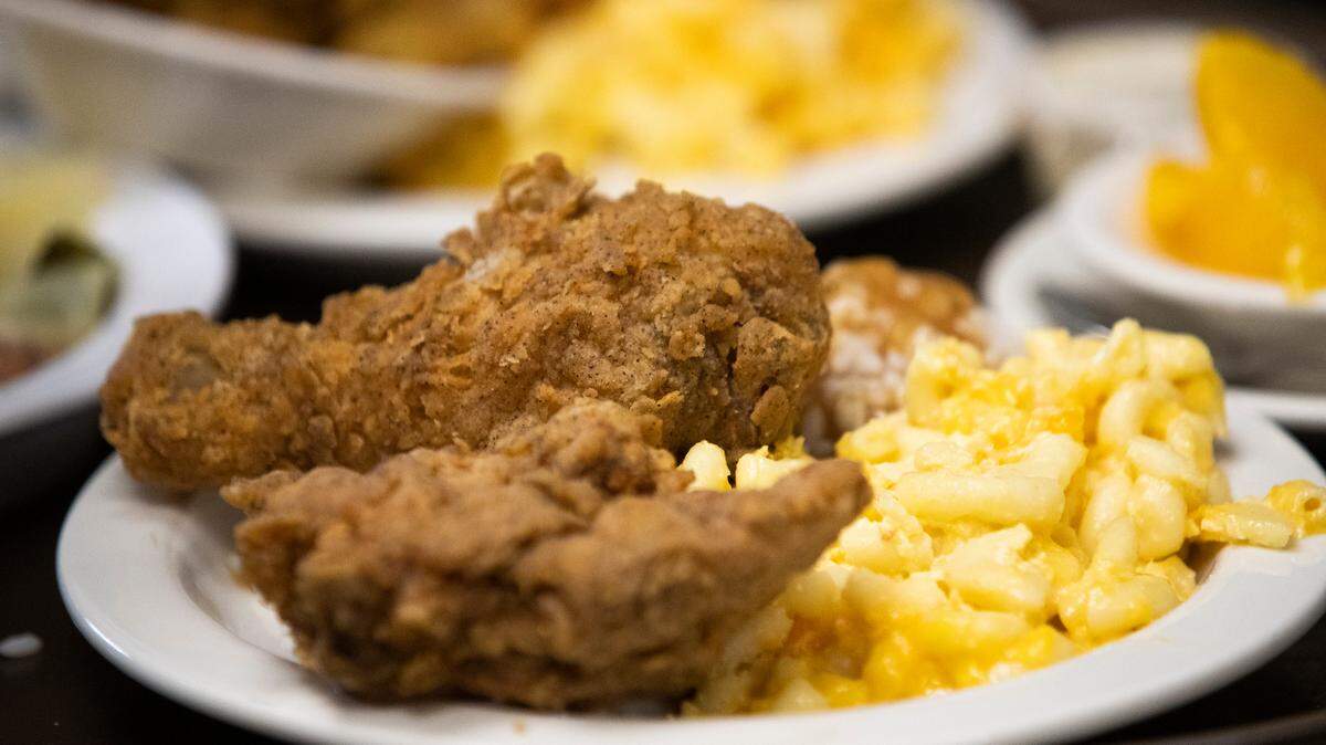 Lizard’s Thicket is planning to build a new restaurant in the Red Bank area of Lexington County, in the 1700 block of S. Lake Drive near Walmart.