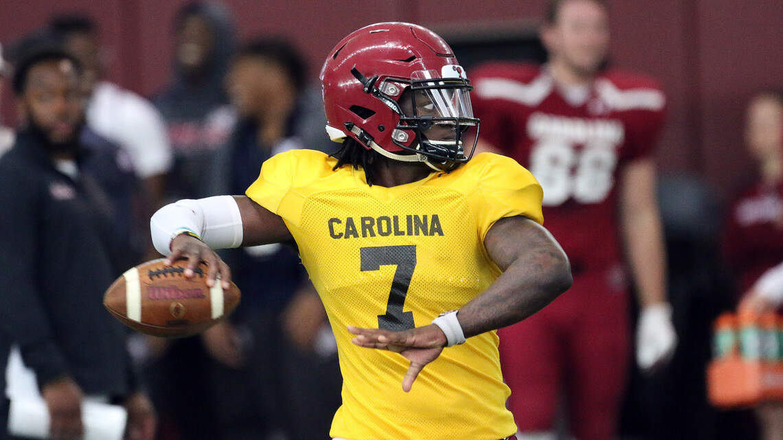 Jake Bentley says two of South Carolina’s young QBs ‘really exude confidence’