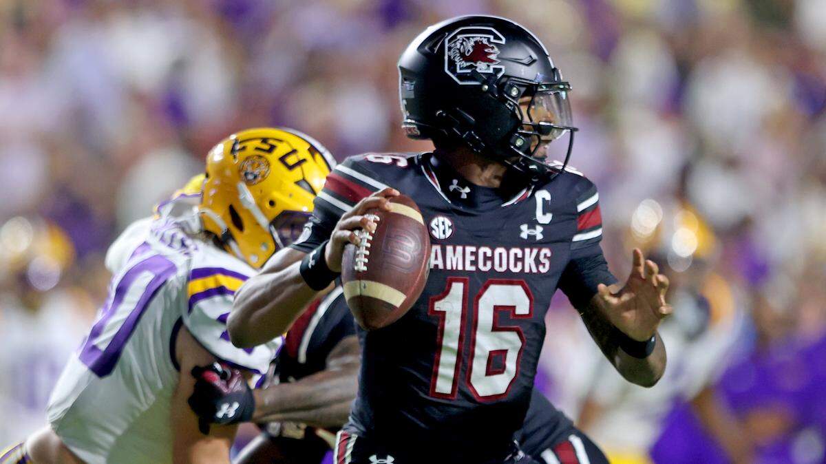 Quarterback Lanorris Sellers #16 of the South Carolina Gamecocks looks to throw in the second quarter against the Louisiana State Tigers at Tiger Stadium on October 11, 2025 in Baton Rouge, Louisiana.