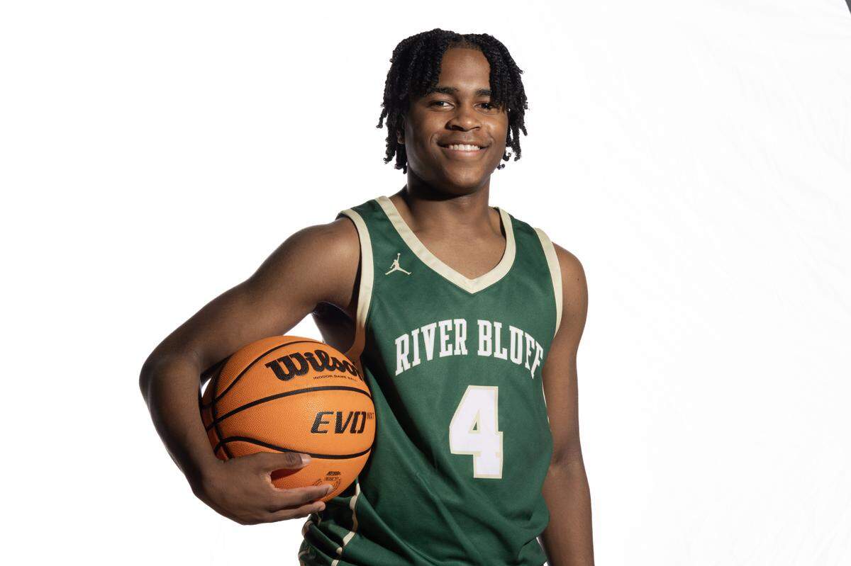 River Bluff’s Yasir Cromer 4 on Wednesday, November 20, 2024.