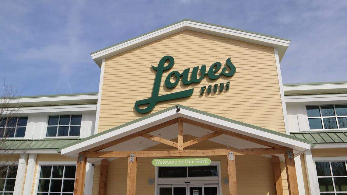 Lowes Foods will open a new store on Nov. 6, 2025 in the Red Bank area of Lexington County.