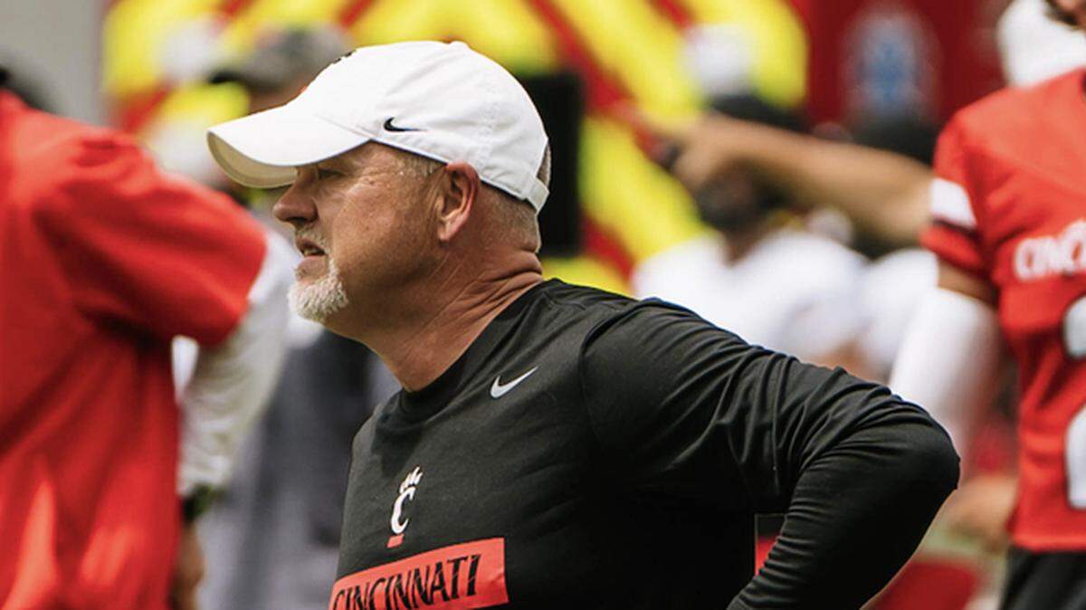 Former Cincinnati offensive coordinator Brad Glenn is now on the Clemson staff as an analyst.