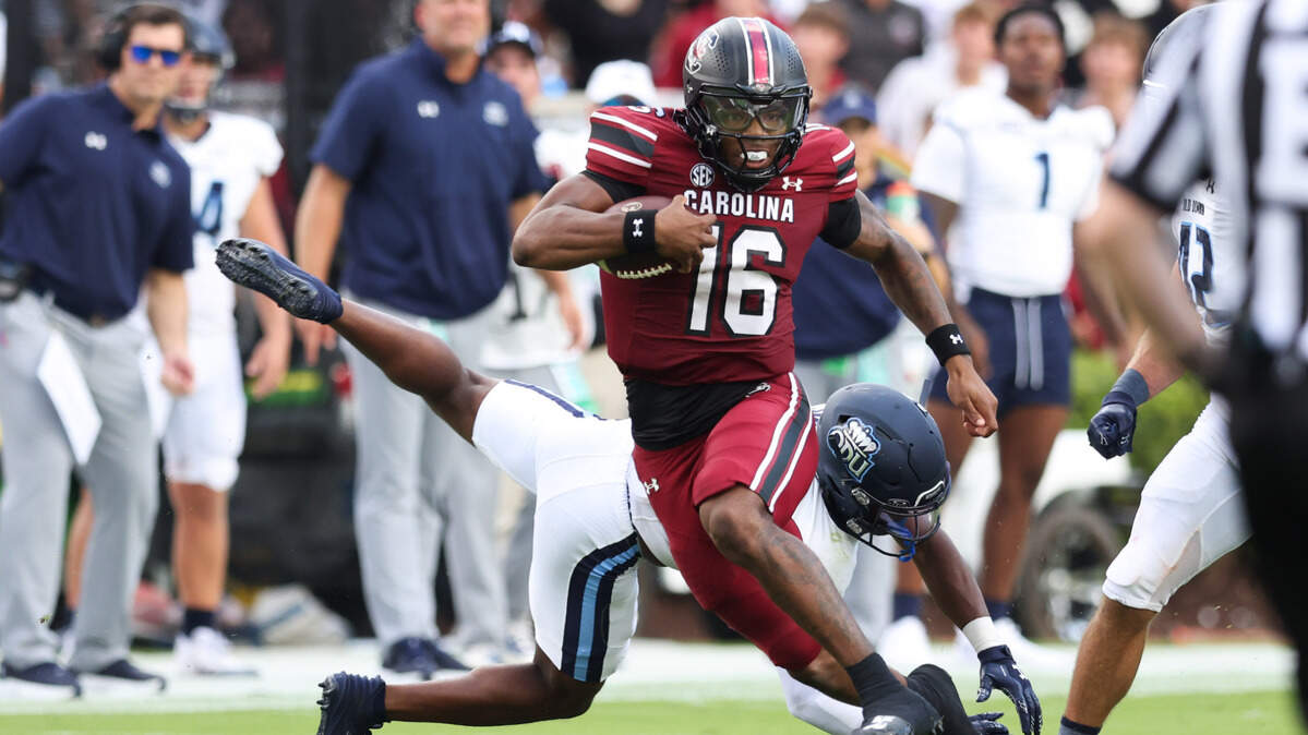 South Carolina quarterback LaNorris Sellers (16) carries the ball during the first half of the Gamecocks’ season opener against Old Dominion in Columbia on Saturday, August 31, 2024.
