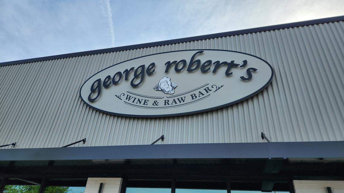 George Robert’s Wine & Raw Bar recently debuted in Cayce, SC at 1301 State St.