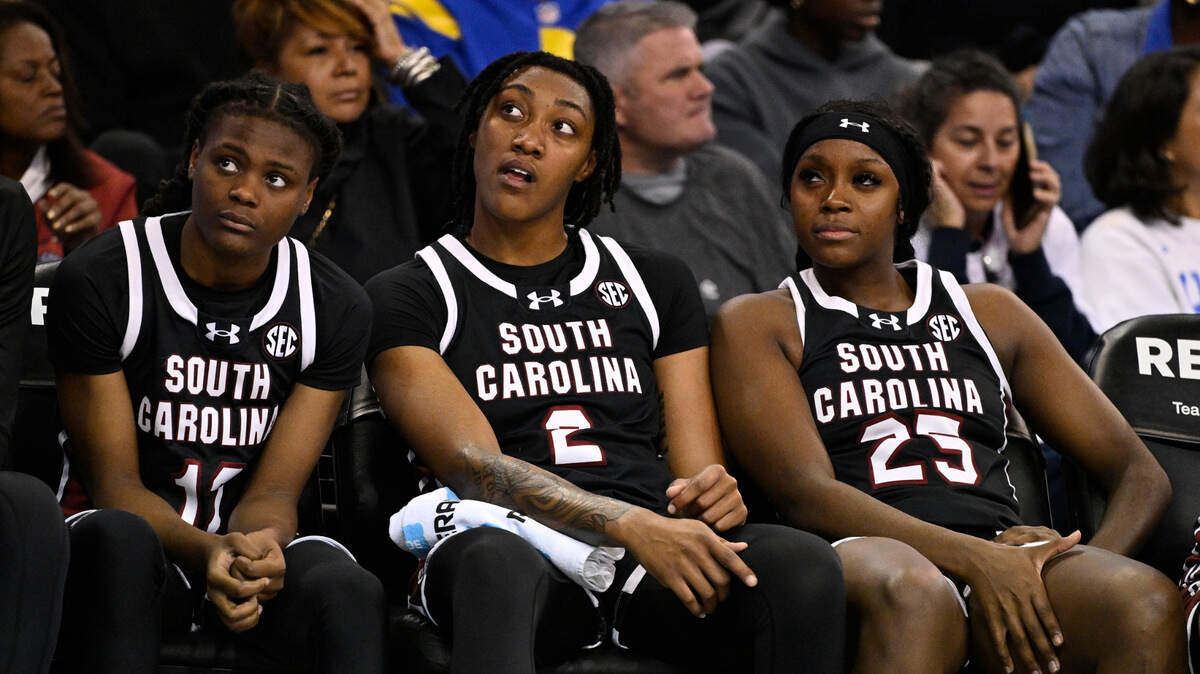 Nov 24, 2024; Los Angeles, California, USA; South Carolina Gamecocks players look on as the UCLA Bruins lead by 20 in the second half at Pauley Pavilion presented by Wescom. Mandatory Credit: Robert Hanashiro-Imagn Images