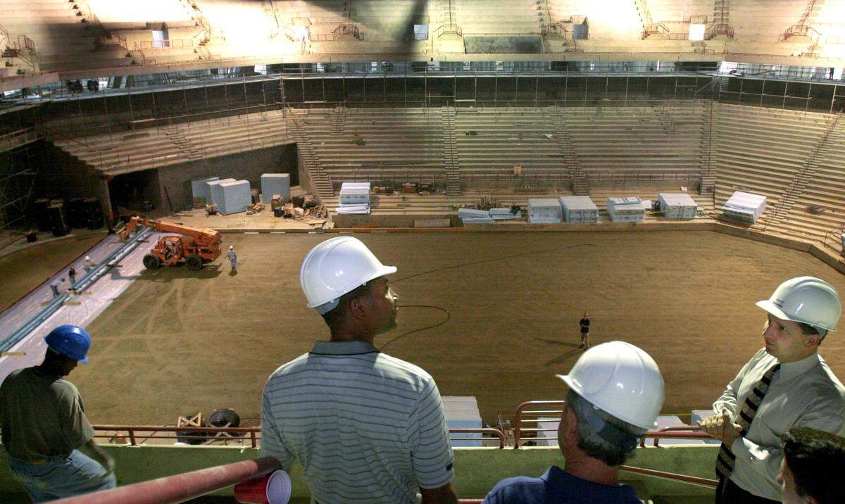 USC basketball great Alex English was among those touring the under-construction Carolina Center on Aug. 26, 2002.