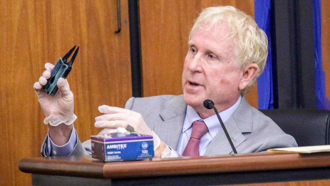 Pathologist speaks for the dead, tells jury in Rowland trial how USC student died