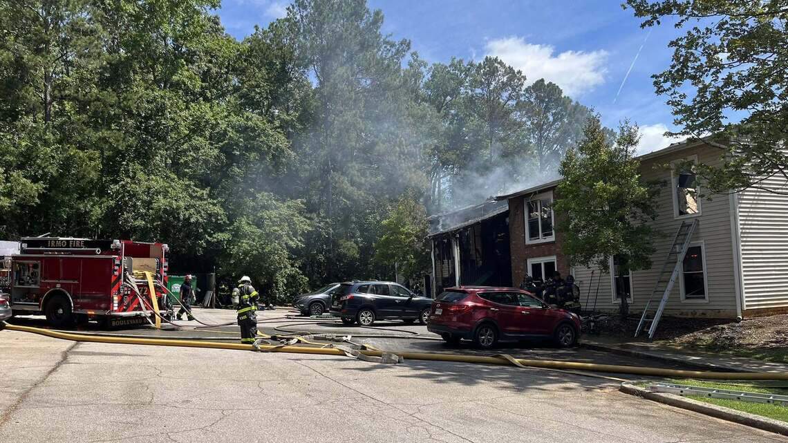 Fire ravages apartment complex and causes injury, South Carolina officials say