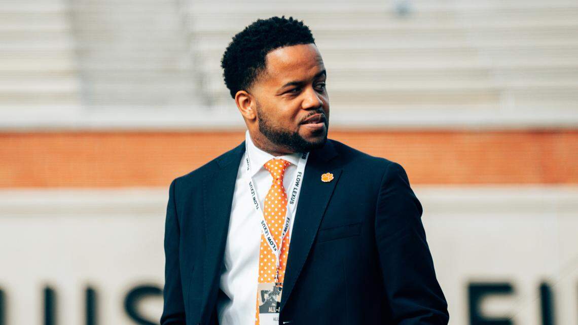 Kevin White has worked as Clemson’s deputy athletic director — the No. 2 position in the school’s athletic department behind AD Graham Neff — since April 2022. Working in the position previously held by Neff, White helps run day-to-day operations for Clemson athletics and works as the sports administrator for the football and men’s basketball programs.