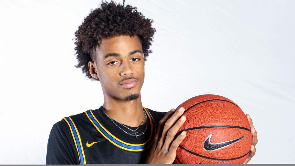 Interest growing for top South Carolina high school basketball prospect Cam Scott