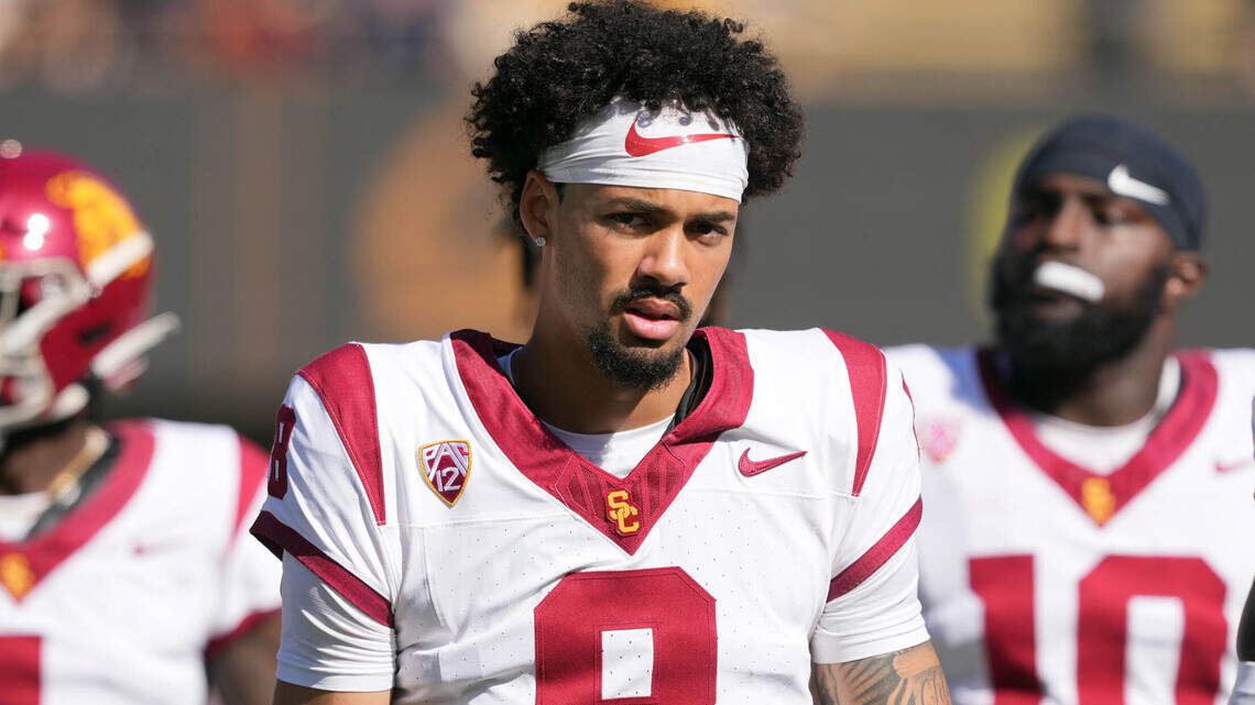 Southern Cal QB transfer: ‘Of course’ there’s interest in South Carolina