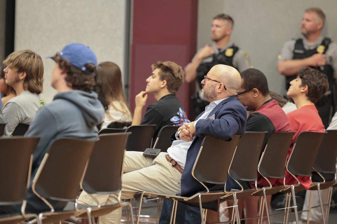 Former Democratic Party chairman Trav Robertson attended the ‘roast’ of Kamala Harris to see what Milo Yiannopoulos and Gavin McInnes had to say. The event was hosted by USC’s chapter of Uncensored America.