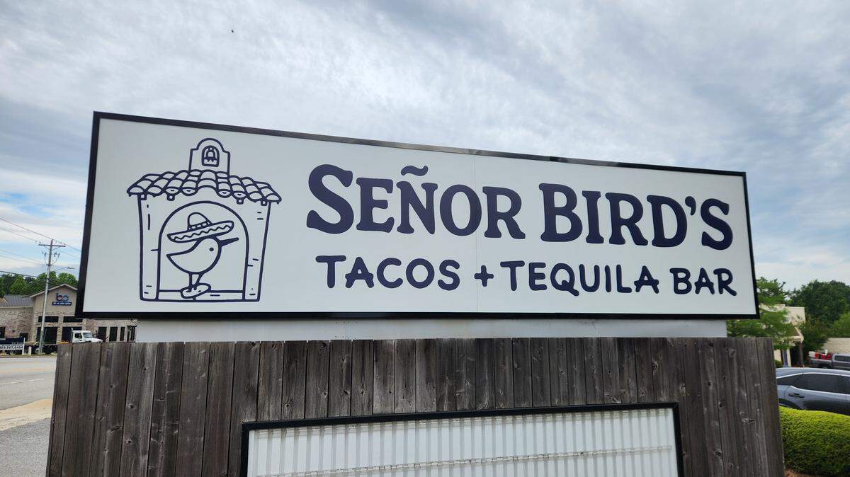 Señor Bird’s Tacos + Tequila Bar recently opened on East Main Street near downtown Lexington.