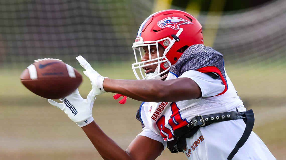 This LSU commitment has visited USC four times this season. Will hometown recruit flip?