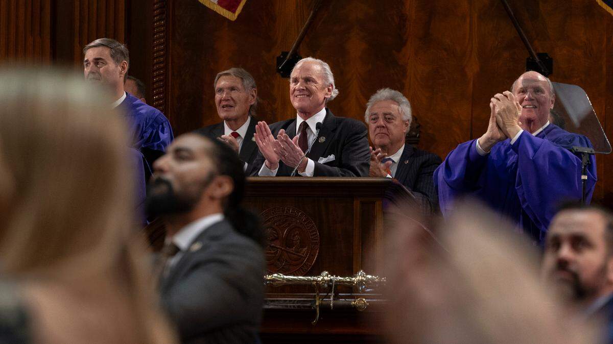 SC Gov. Henry McMaster and legislators applaud electrical linemen who worked to restore power in the state during Hurricane Helene while delivering his State of the State address on Wednesday Jan. 29, 2025.