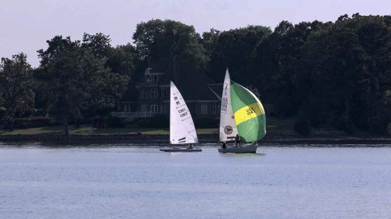 What’s your favorite Lake Murray restaurant? Vote today in The State’s poll