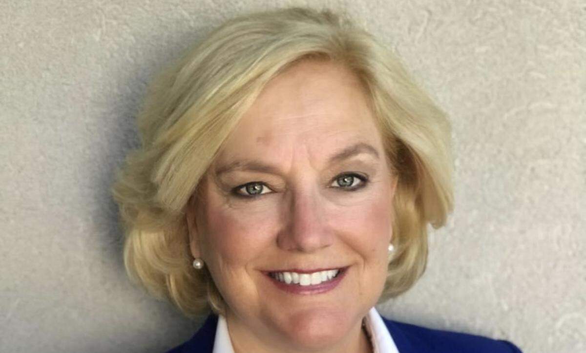 Paula Rawl Calhoon