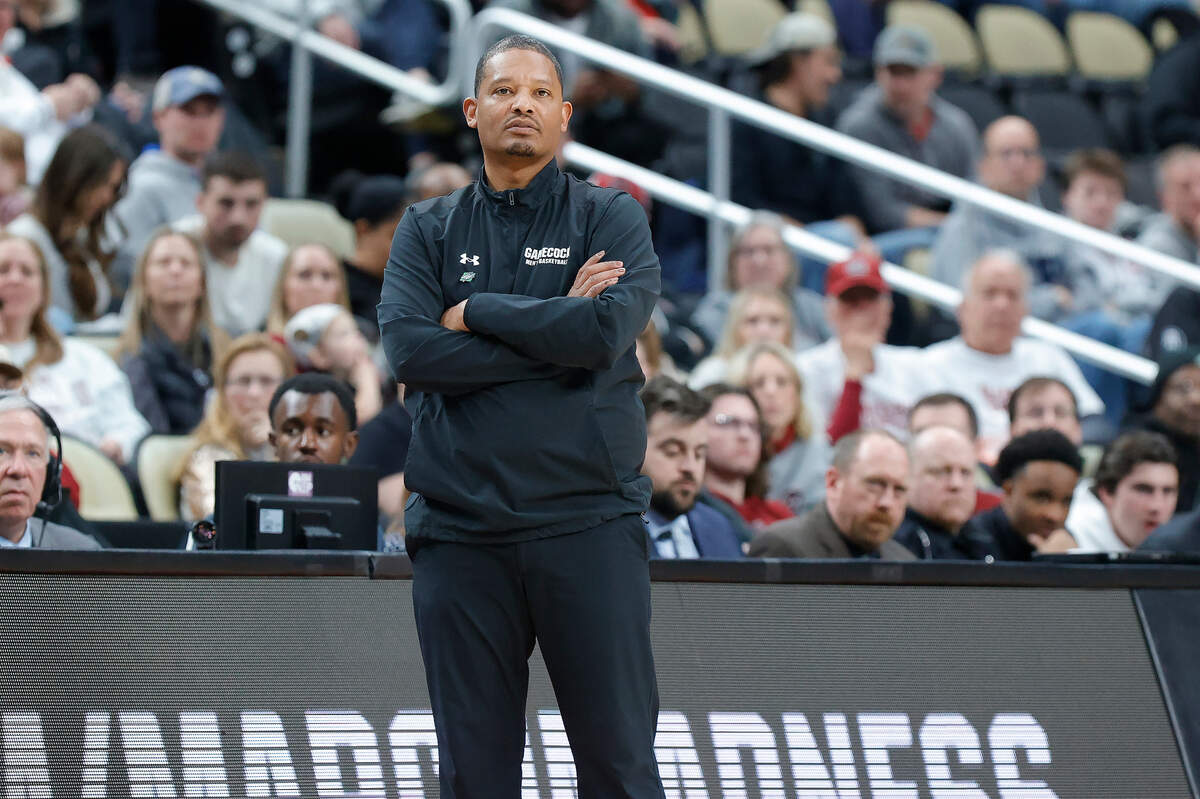 South Carolina head coach Lamont Paris watches his team play the Oregon Ducks at the PPG Paints Arena on Thursday, March 21, 2024.