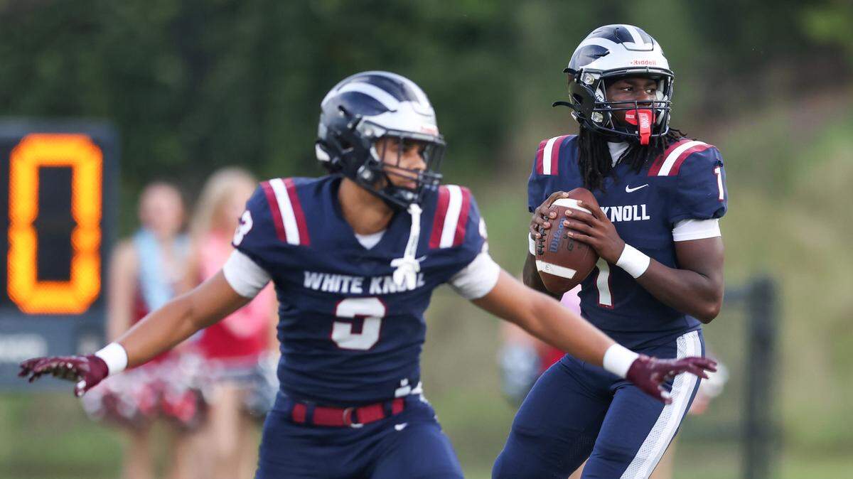 Jhais McKiever (1) of White Knoll drops back to pass during White Knoll’s game against Camden in Lexington on Thursday, August 21, 2025.