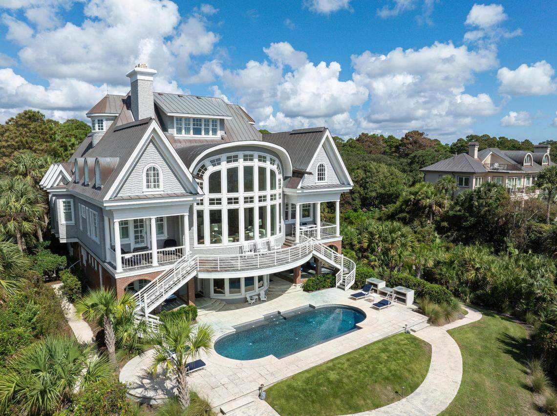 The South Carolina property offers an acre of beachfront land and 8,500 square feet of living space inside.