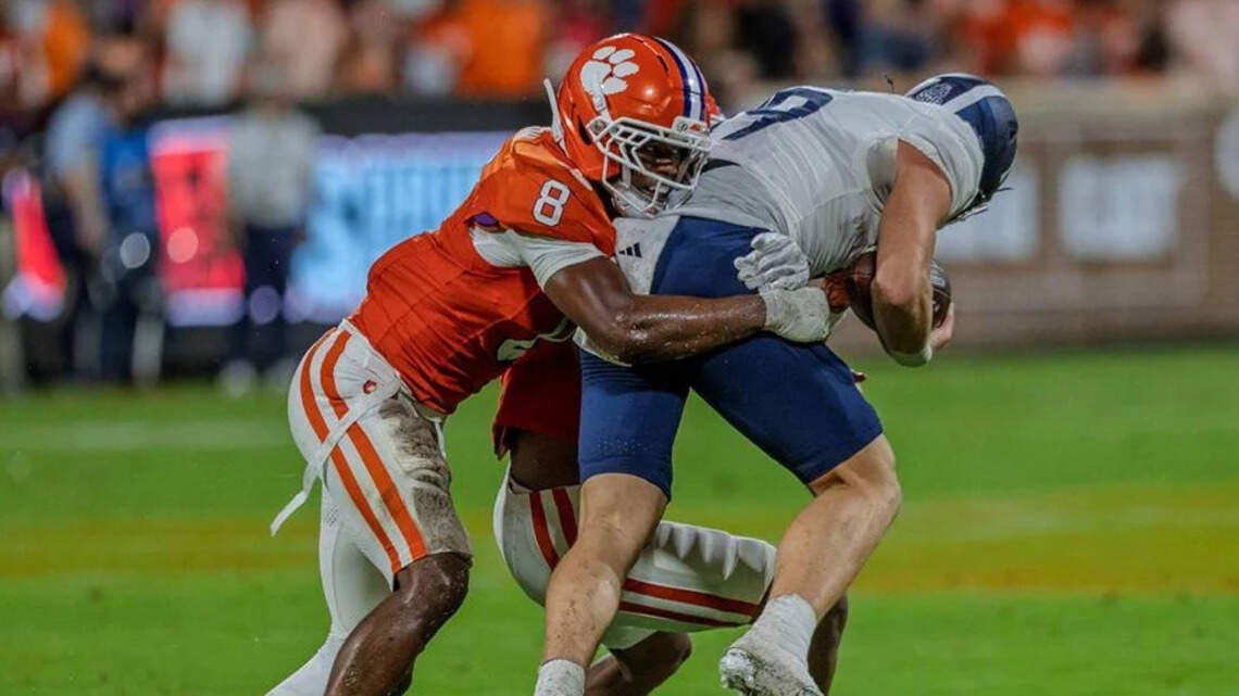 Clemson starting defender dealing with an injury. Dabo gives latest on status