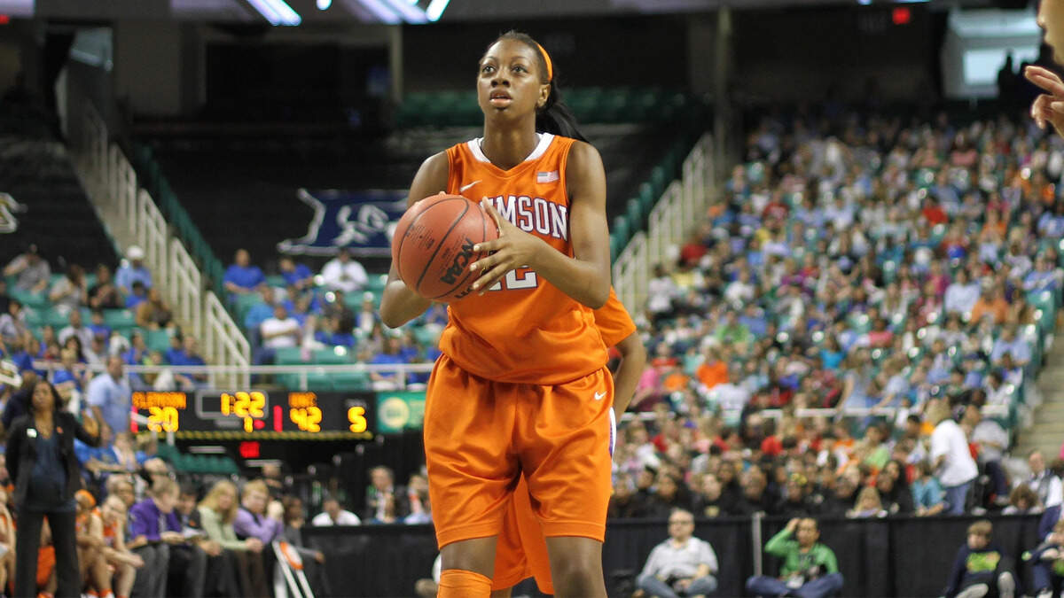 Former Clemson women’s basketball player Quinyotta Pettaway (12)