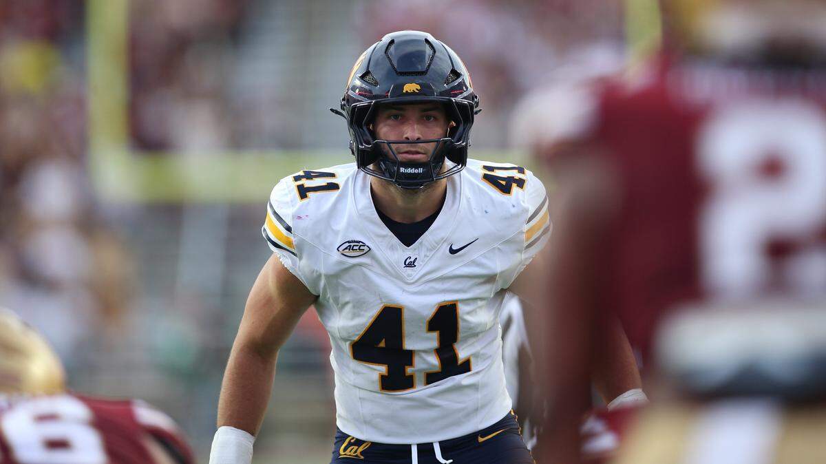 Cal linebacker Luke Ferrelli (41)