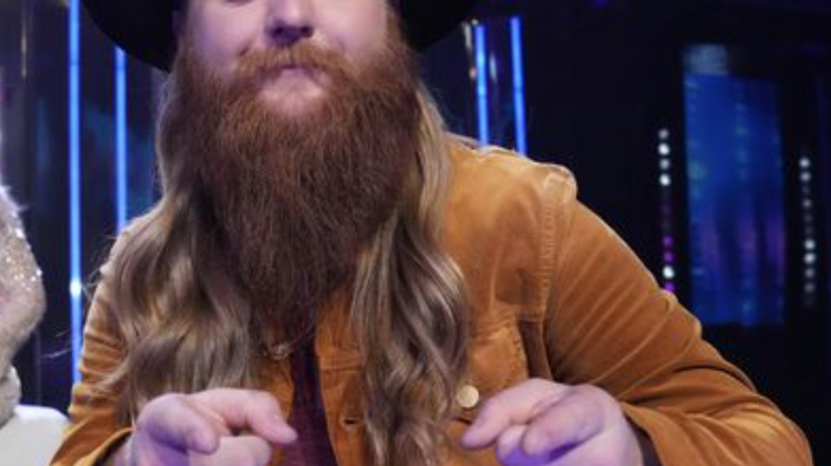 Before he auditioned for “American Idol” last fall, Warren Peay was an appliance repairman and worship leader in Bamberg, South Carolina. He made it into the top 10 on Sunday April 30, 2023.
