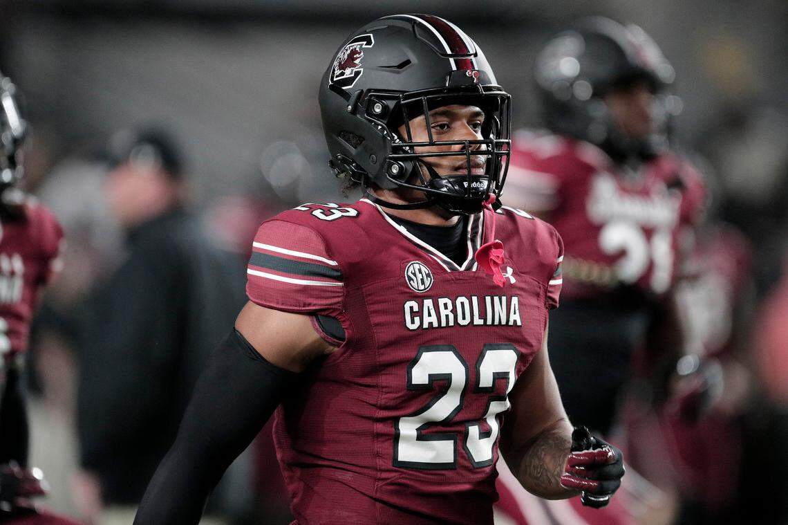 South Carolina’s Rashad Amos during warmups ahead of the Gamecocks’ Oct. 22, 2022 game against Texas A&M at Williams-Brice Stadium.