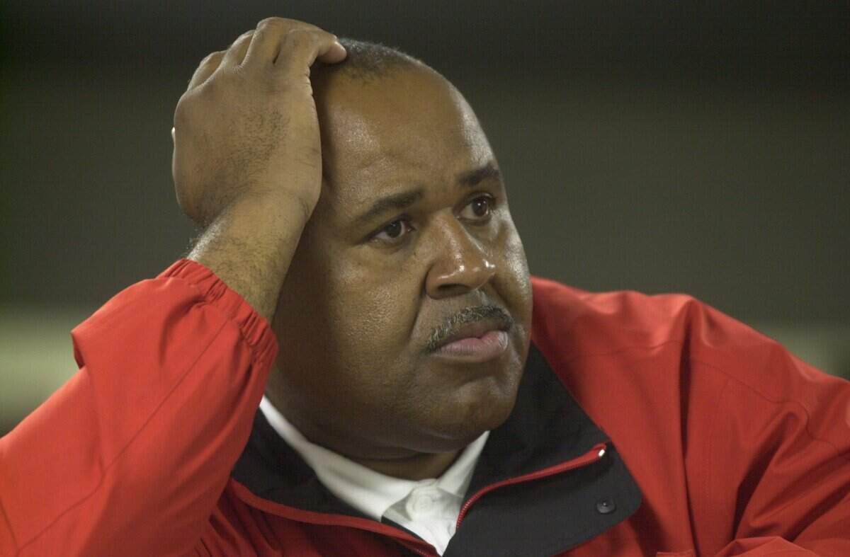 SC State new head football coach Buddy Pough. 3/28/02
