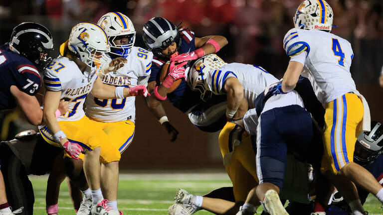 Photos: White Knoll Timberwolves vs. Lexington Wildcats football