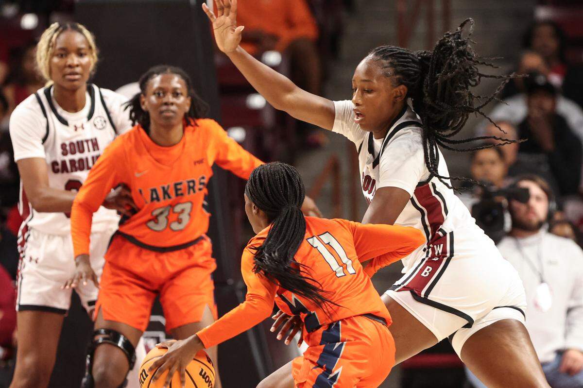 University of South Carolina forward Joyce Edwards (8) pressures Jadah Waite (11) during the first half of action in the Colonial Life Arena on Monday, Oct. 28, 2024.