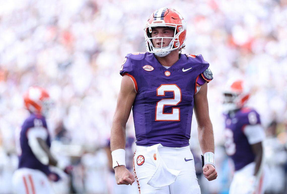 Clemson quarterback Cade Klubnik (2)