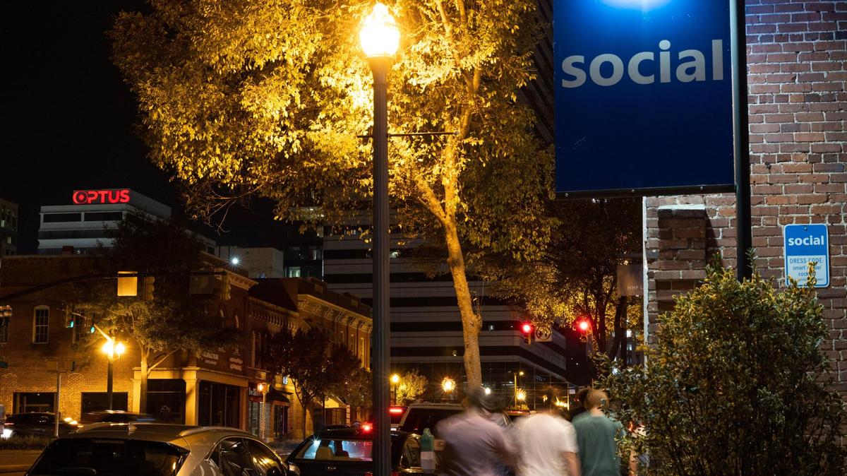 Students, locals and visitors walk from club to club in the Vista neighborhood in Columbia, South Carolina on Friday, November 18, 2022. Students and business owners have noticed a shift in Colubmia’s nightlife scene.