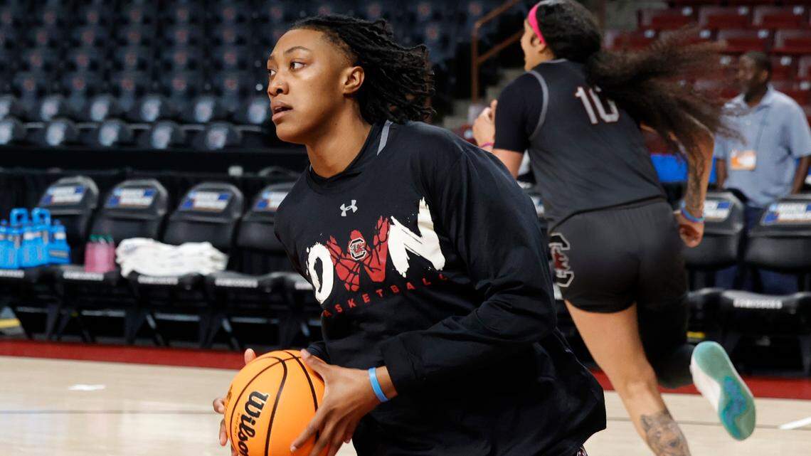 South Carolina’s Ashlyn Watkins (2)