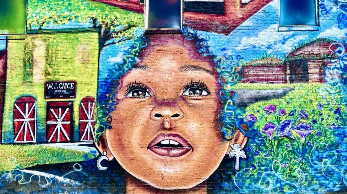Ija Charles’ ”Cayce Wonders” mural on State Street in Cayce.