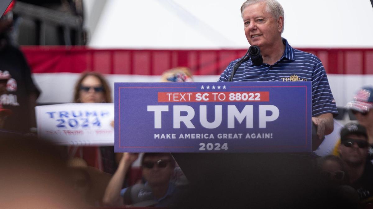 SC’s US Senator Lindsey Graham believes Clemson University could upset Georgia in Saturday’s game in Atlanta when their college football seasons kick off.