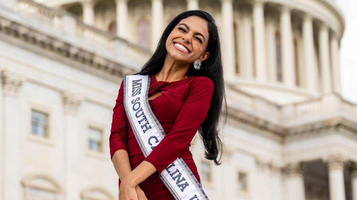 Meera Bhonslé, Miss South Carolina USA, at the capital building in Washington D.C.