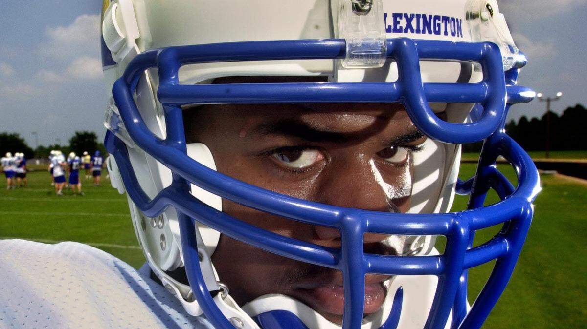Lexington High's Demetris Summers in 2001