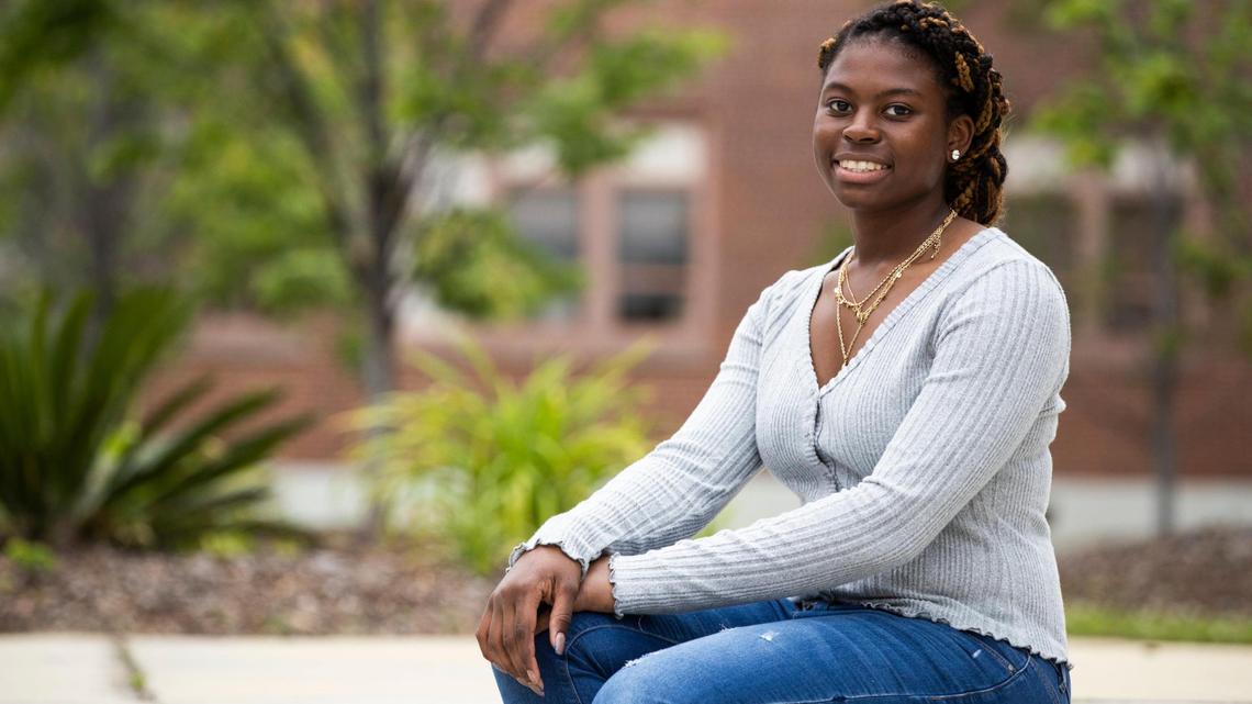 Eau Claire graduate to follow in her veteran grandfather’s footsteps in the Navy