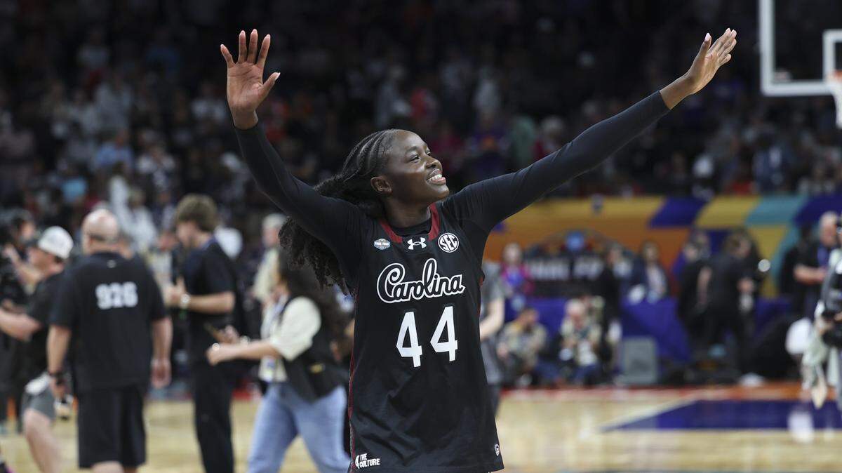South Carolina's Agot Makeer (44) celebrates beating UConn and advancing to the National Championship game at Mortgage Matchup Center in advance of the Final Four matchup between South Carolina and UConn in Phoenix on Friday, April 3, 2026.