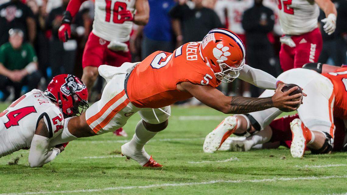 Clemson knocks out NC State in battle of ACC heavyweights