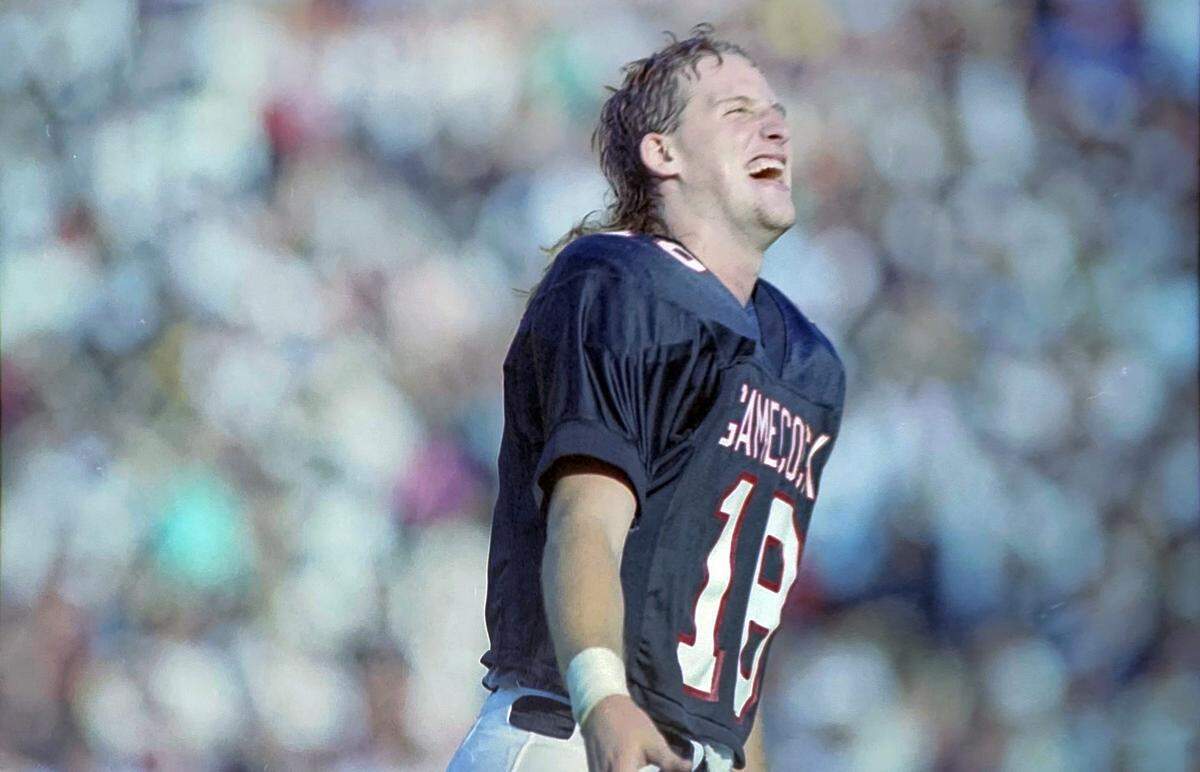 QB Steve Taneyhill and South Carolina defeated Tennessee 24-23 at Williams-Brice Stadium on Oct. 31, 1992, the Gamecocks’ first season playing football in the SEC.