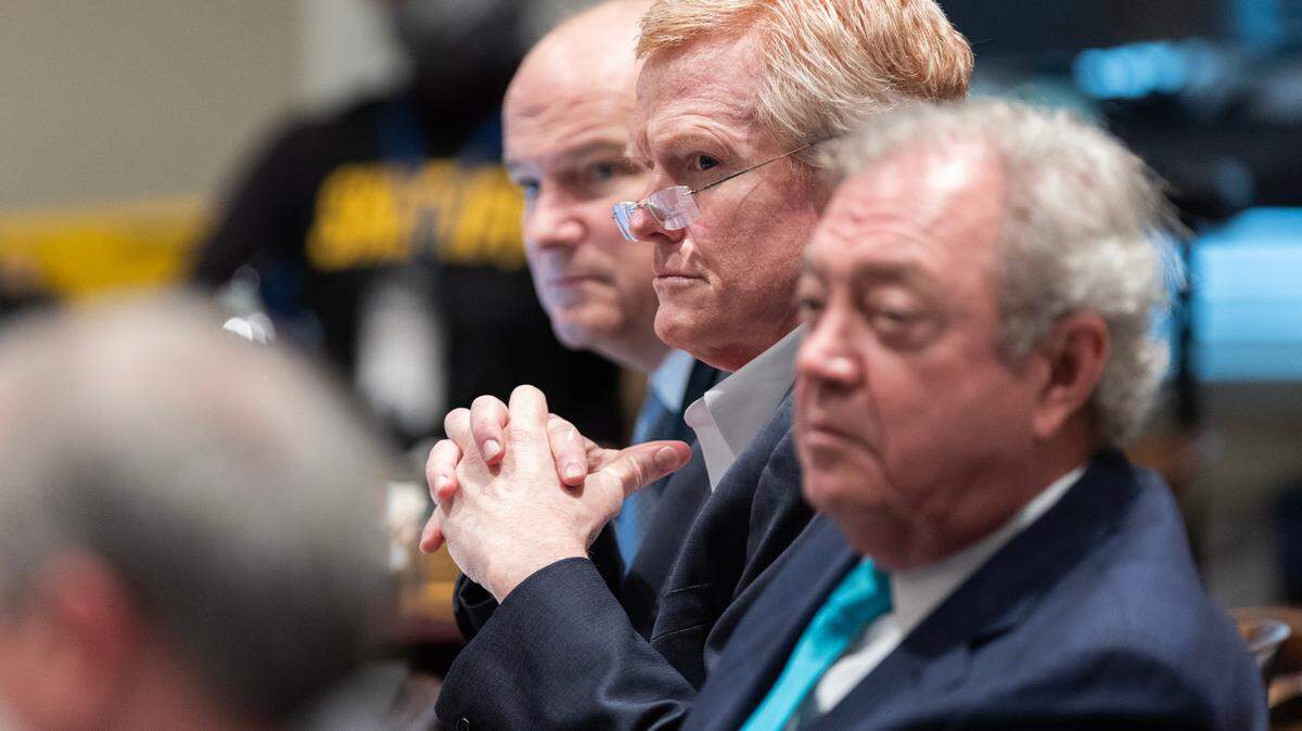 Day 21: Murdaugh’s defense revives two-shooter theory as forensic expert takes the stand