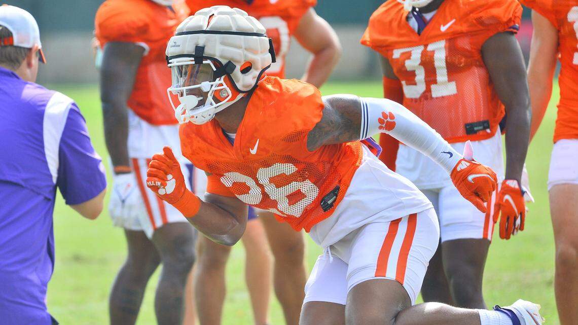 TJ Dudley during a 2022 spring practice