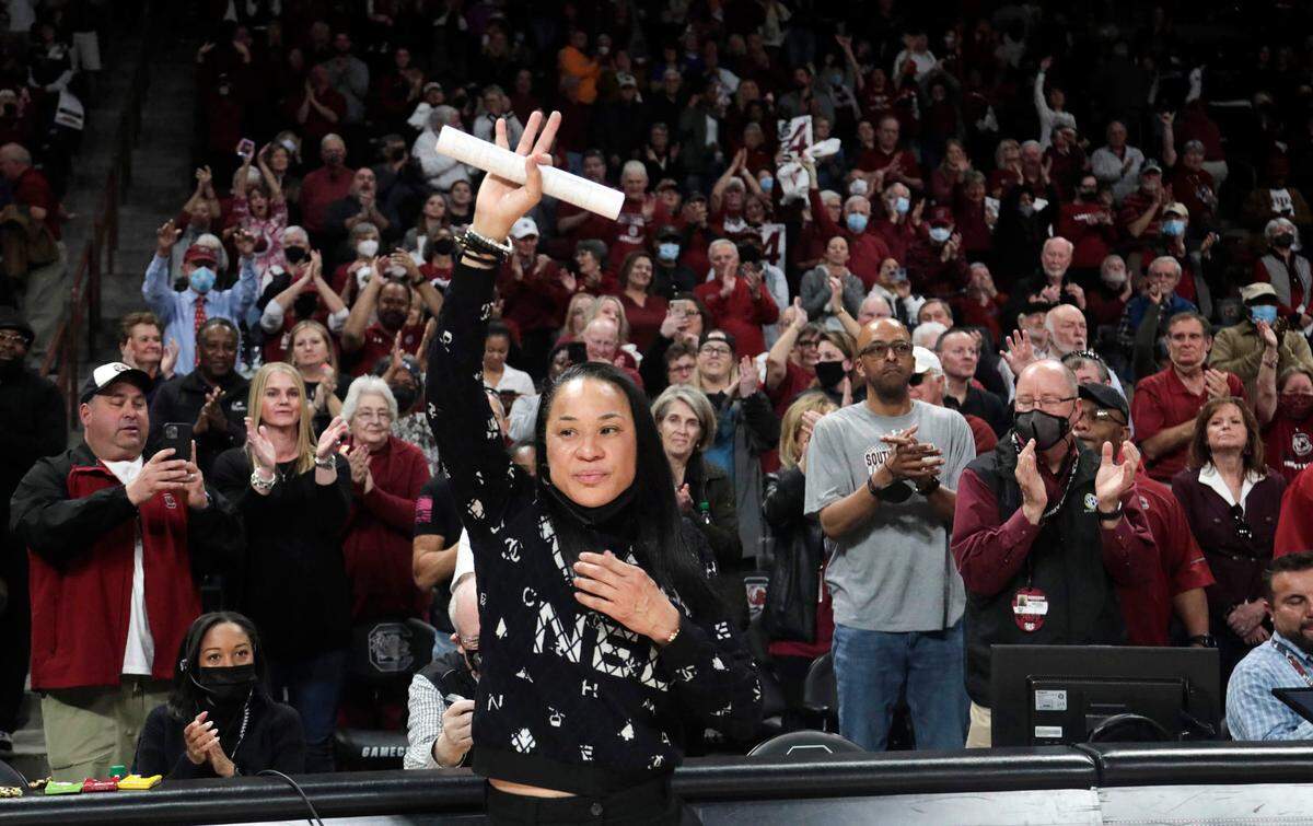 University of South Carolina Head Coach Dawn Staley thanks the fans who packed Colonial Life Arena for the game against Tennessee on Sunday Feb, 20, 2022 in the Colonial Life Arena.