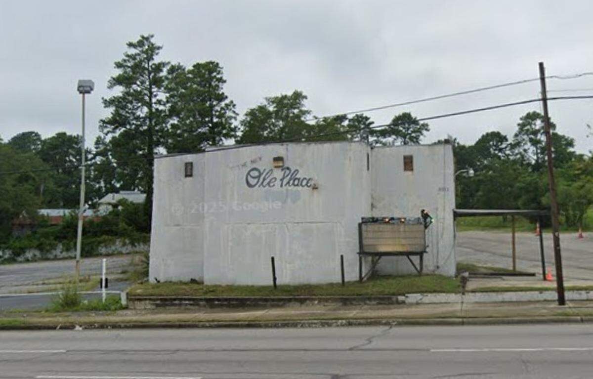 There was a deadly shooting at Ole Place bar, according to the Columbia Police Department.